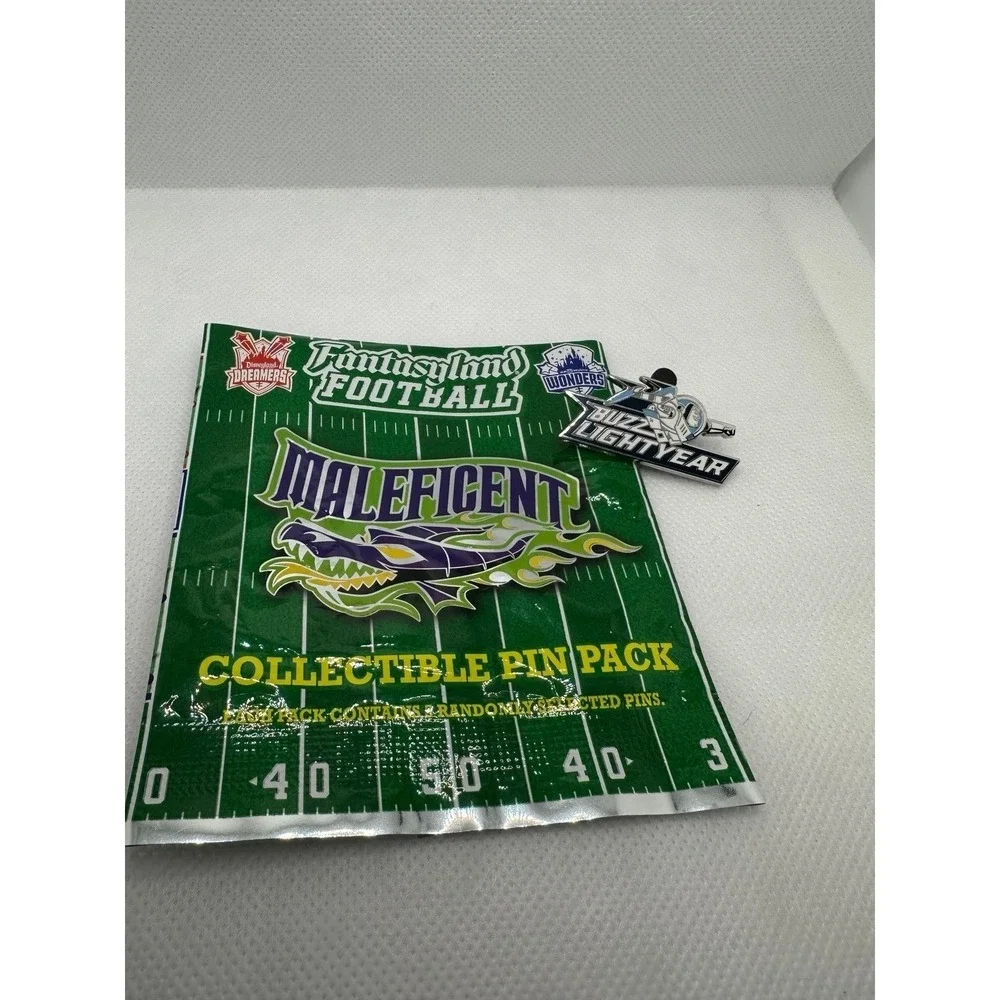 Fantasyland Football Disney Pin 2018 Buzz Lightyear AUTHENTIC Toy Story Space